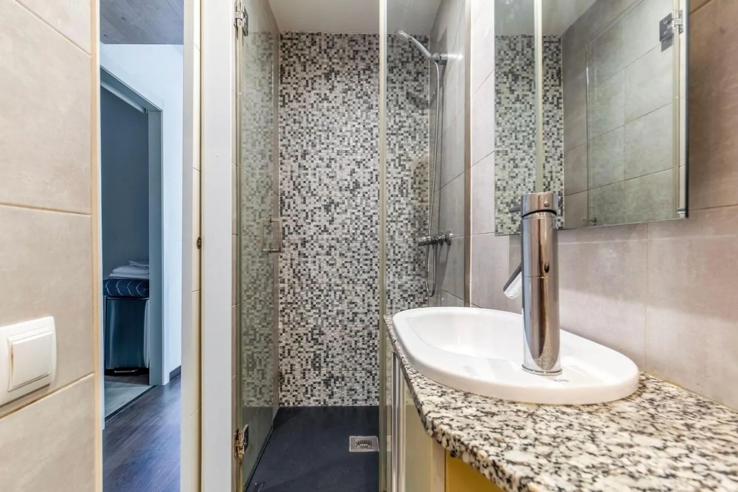Blueground La Dreta De Leixample Balcony Bcn-130 Apartment Barcelona